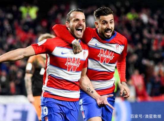 包含德国杯今晚走向成谜，利物浦战术微调，球迷炸锅，更衣室氛围转暖的词条