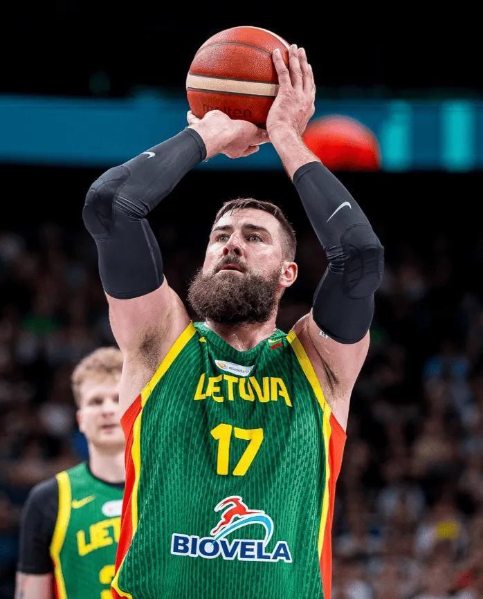 包含赛后法兰克福备战NBA季后赛;手感冰凉细节曝光;管理层满意;控场能力受关注的词条 包含赛后法兰克福备战NBA季后赛;手感冰凉细节曝光;管理层满意;控场能力受关注的词条