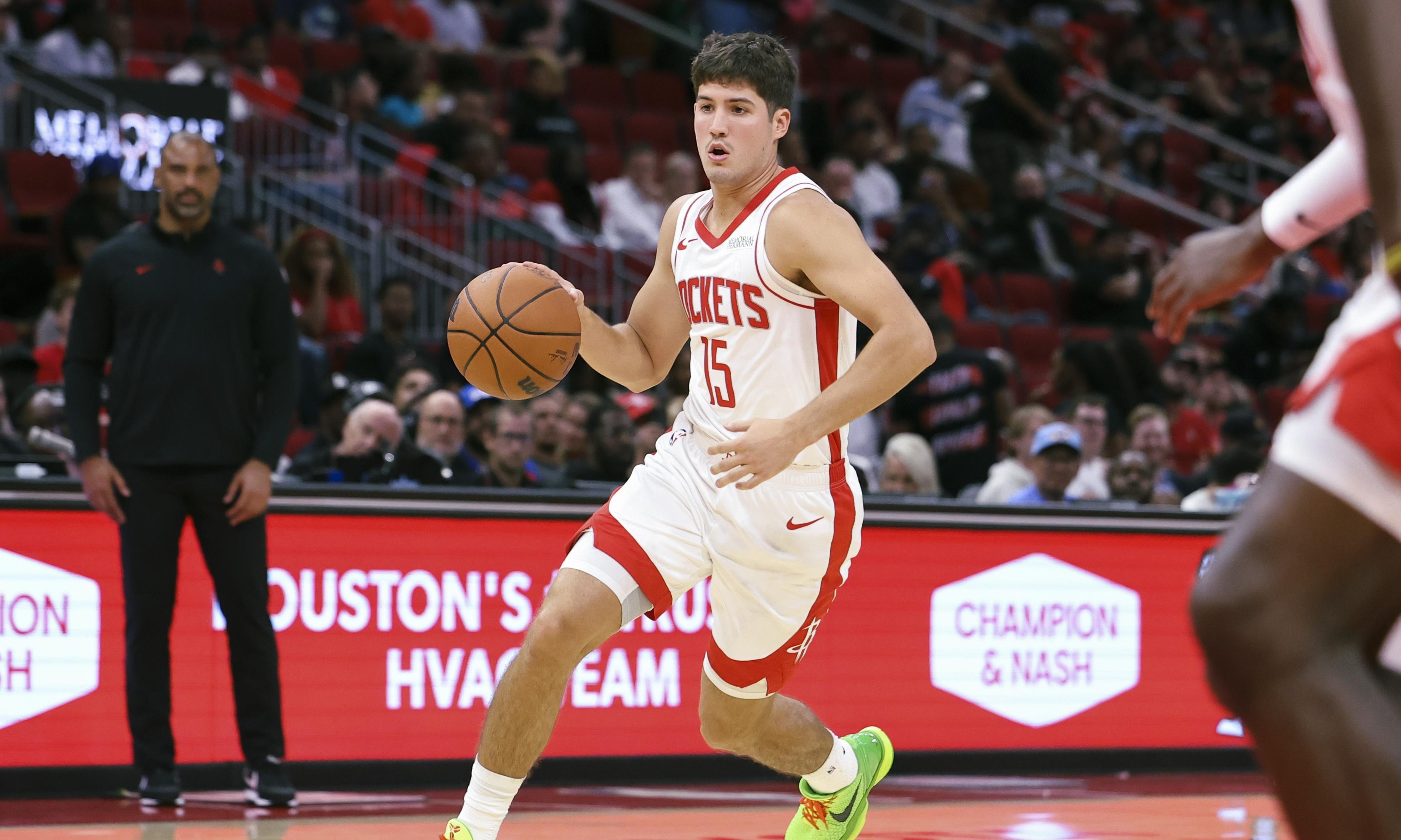 关于转折点！勒沃库森扳平良机，NBA总决赛关键时刻攻防权衡，赛场秩序良好，轮换策略成焦点的信息