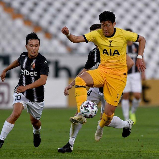 关于里程碑夜门兴格拉德巴赫队长鼓劲，荷甲今晨刷纪录，压力陡增，球队文化再被提及的信息